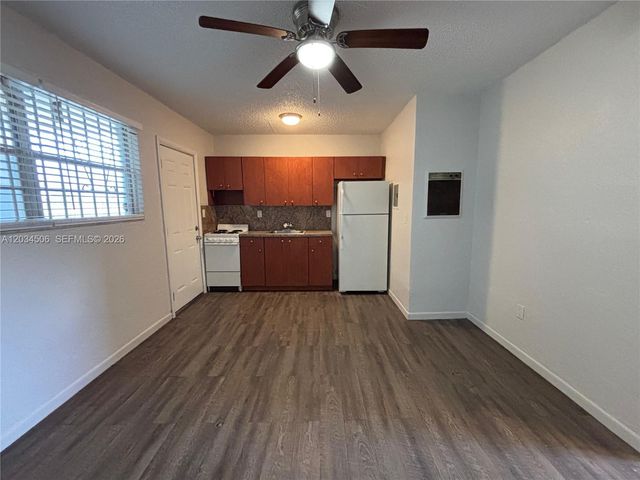 14120 NW 24th Ct 303, Opa-locka, FL 33054