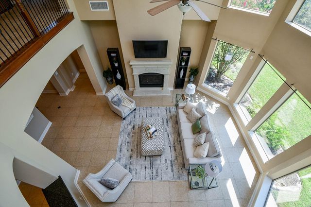 1731 Pampas Trail Drive, Friendswood, TX 77546