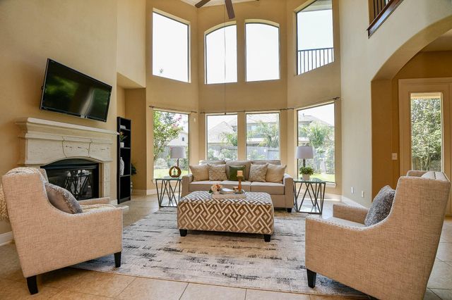 1731 Pampas Trail Drive, Friendswood, TX 77546