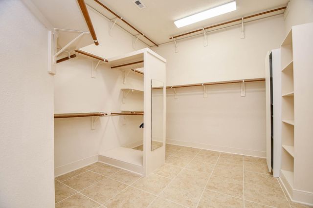 1731 Pampas Trail Drive, Friendswood, TX 77546