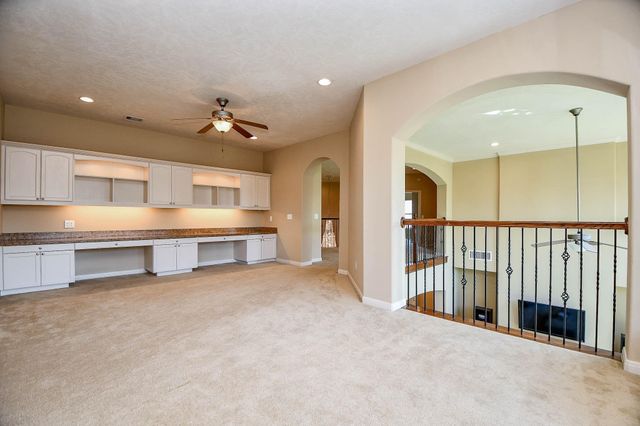 1731 Pampas Trail Drive, Friendswood, TX 77546