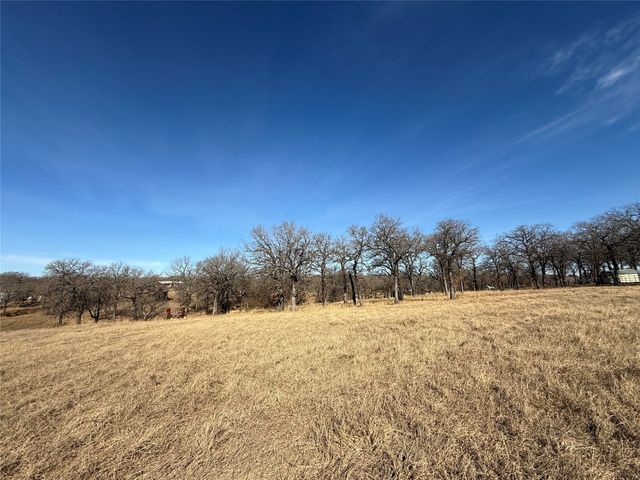 1072 Three Skillet Road, Springtown, TX 76082