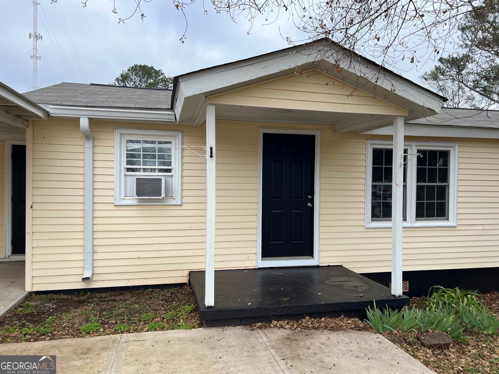 81 Langston Avenue, Forsyth, GA 31029