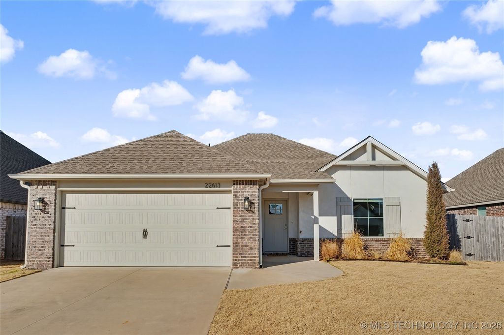 22613 E 102nd Street S, Broken Arrow, OK 74014
