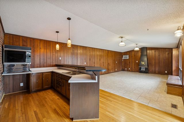 2032 Eversong Ln, Hermitage, TN 37076