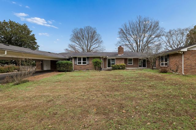 2032 Eversong Ln, Hermitage, TN 37076