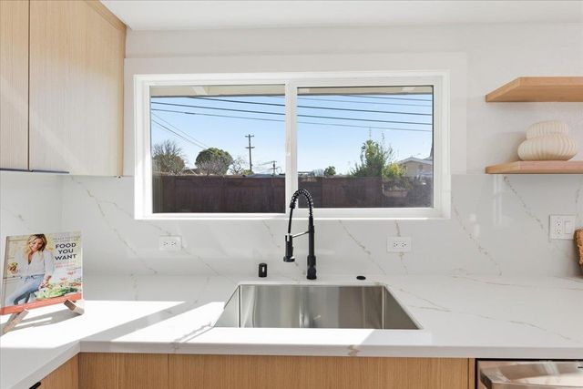 1924 Loyola Drive, San Jose, CA 95122