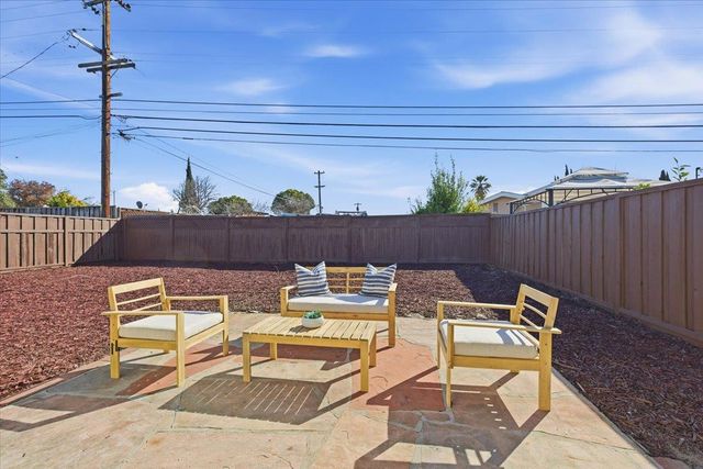 1924 Loyola Drive, San Jose, CA 95122