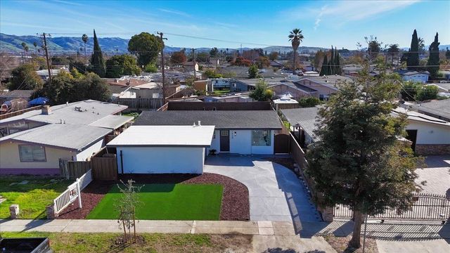 1924 Loyola Drive, San Jose, CA 95122