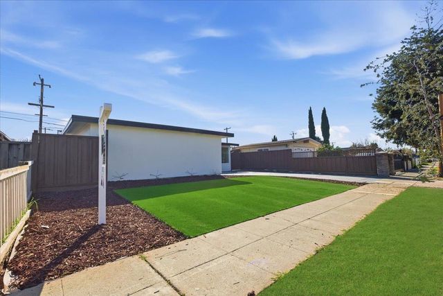 1924 Loyola Drive, San Jose, CA 95122