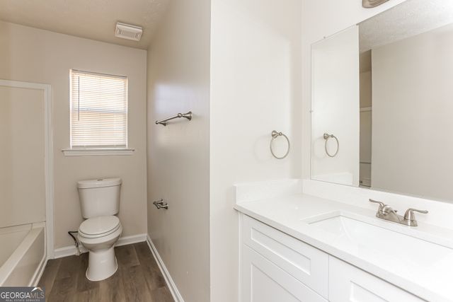 8147 Mountain Pass, Riverdale, GA 30274