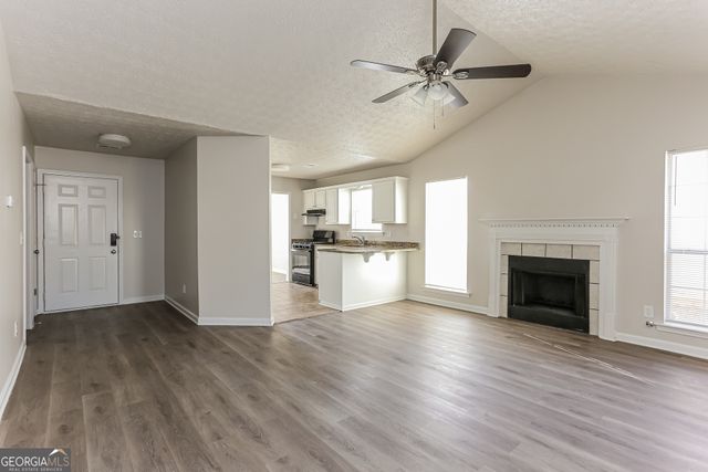 8147 Mountain Pass, Riverdale, GA 30274