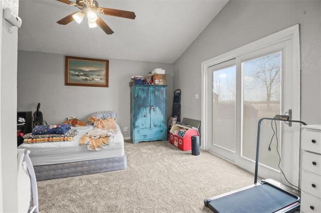 1606 OO Highway, Odessa, MO 64076