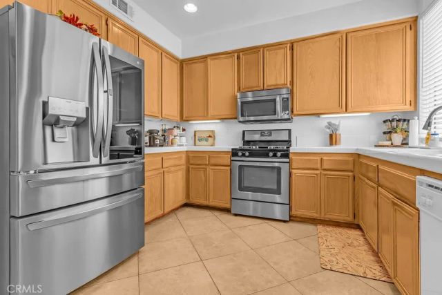 1096 Casandra, Corona, CA 92879