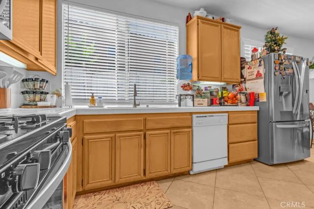 1096 Casandra, Corona, CA 92879