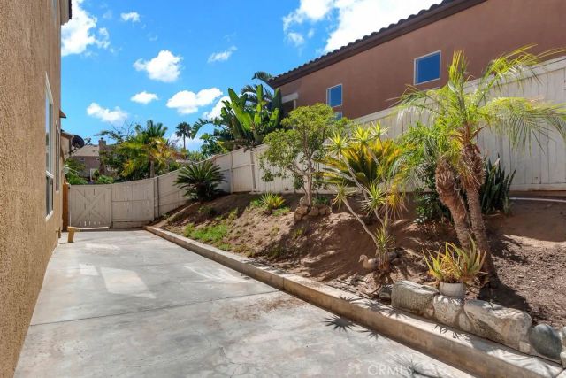 1096 Casandra, Corona, CA 92879