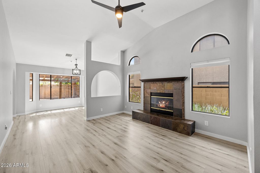 10359 E DAVENPORT Drive, Scottsdale, AZ 85260 — photo 4
