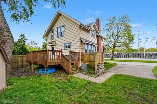538 Stow Avenue, Cuyahoga Falls, OH 44221