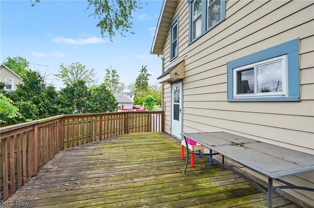 538 Stow Avenue, Cuyahoga Falls, OH 44221
