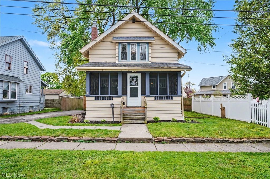 538 Stow Avenue, Cuyahoga Falls, OH 44221