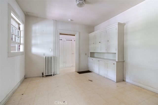 696 Saint John Avenue, Pasadena, CA 91105