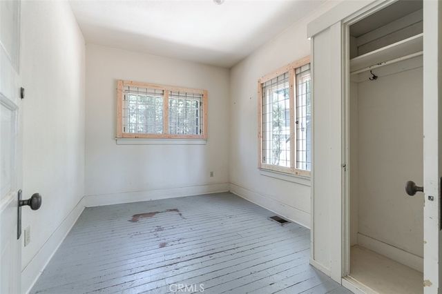 696 Saint John Avenue, Pasadena, CA 91105