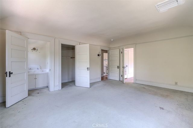 696 Saint John Avenue, Pasadena, CA 91105