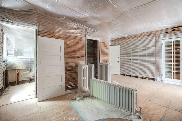 696 Saint John Avenue, Pasadena, CA 91105