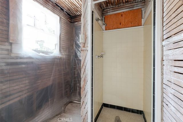 696 Saint John Avenue, Pasadena, CA 91105