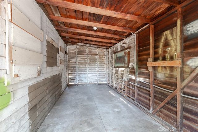 696 Saint John Avenue, Pasadena, CA 91105