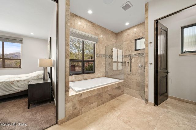 5414 N Placita Gato Montes, Tucson, AZ 85718