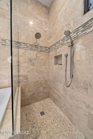 5414 N Placita Gato Montes, Tucson, AZ 85718