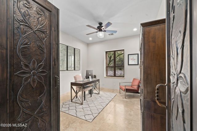 5414 N Placita Gato Montes, Tucson, AZ 85718