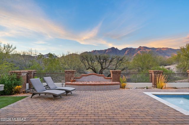 5414 N Placita Gato Montes, Tucson, AZ 85718