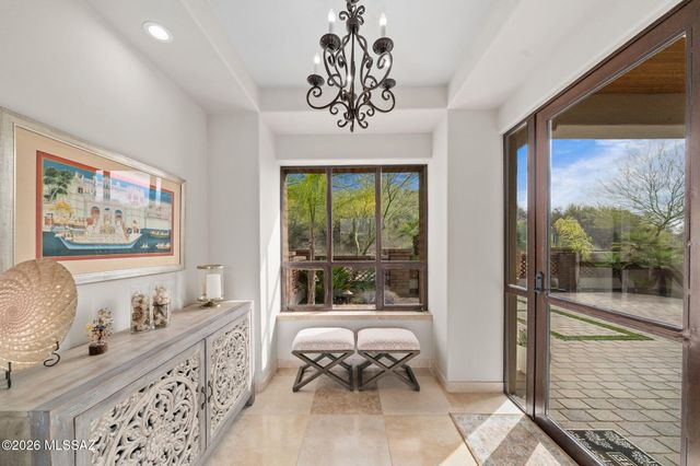 5414 N Placita Gato Montes, Tucson, AZ 85718