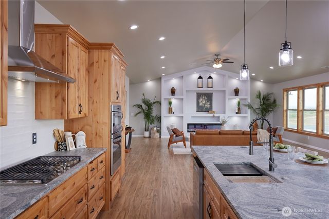 268 Bending Brooke Lane, Walla Walla, WA 99362