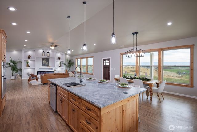 268 Bending Brooke Lane, Walla Walla, WA 99362