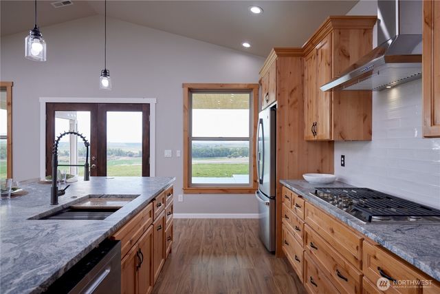 268 Bending Brooke Lane, Walla Walla, WA 99362