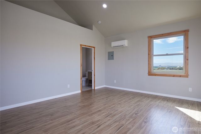 268 Bending Brooke Lane, Walla Walla, WA 99362