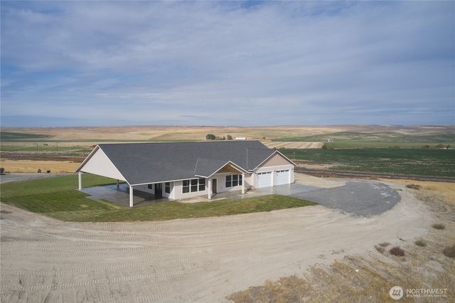 268 Bending Brooke Lane, Walla Walla, WA 99362