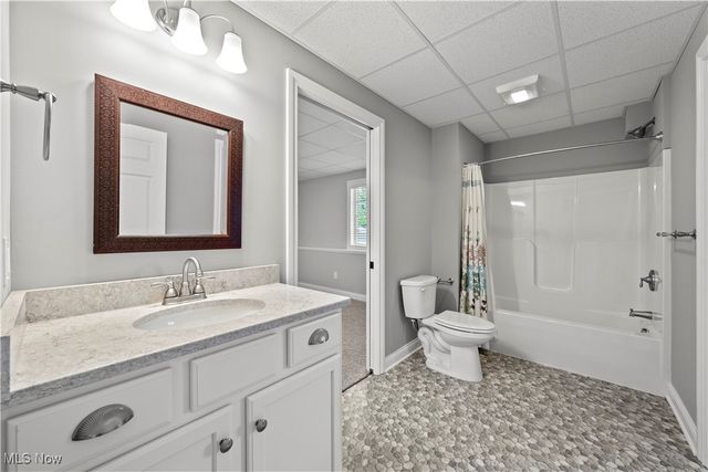 4518 Berry Hill, Stow, OH 44224