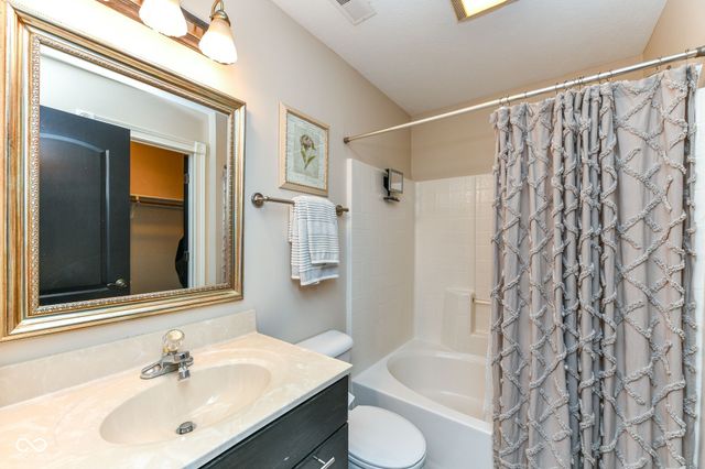 14468 Brookfield Drive, Fishers, IN 46040