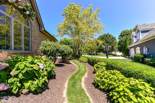14468 Brookfield Drive, Fishers, IN 46040