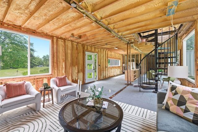 7767 Warren Woods Road, Three Oaks, MI 49128