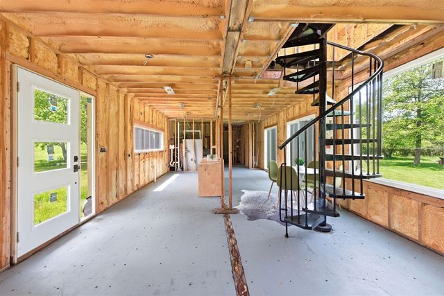 7767 Warren Woods Road, Three Oaks, MI 49128