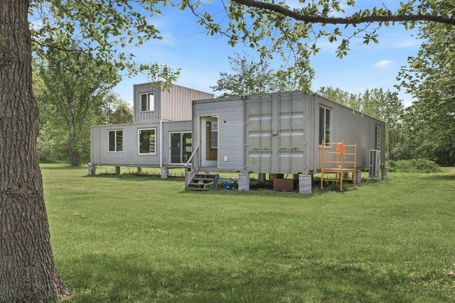 7767 Warren Woods Road, Three Oaks, MI 49128