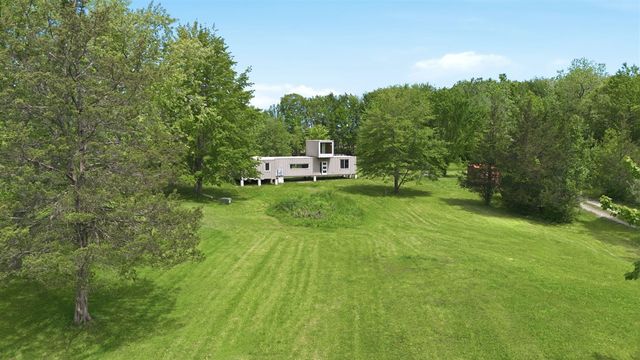 7767 Warren Woods Road, Three Oaks, MI 49128