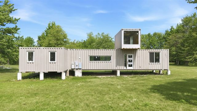 7767 Warren Woods Road, Three Oaks, MI 49128