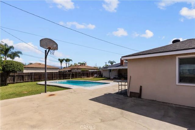 517 N Leaf, West Covina, CA 91791