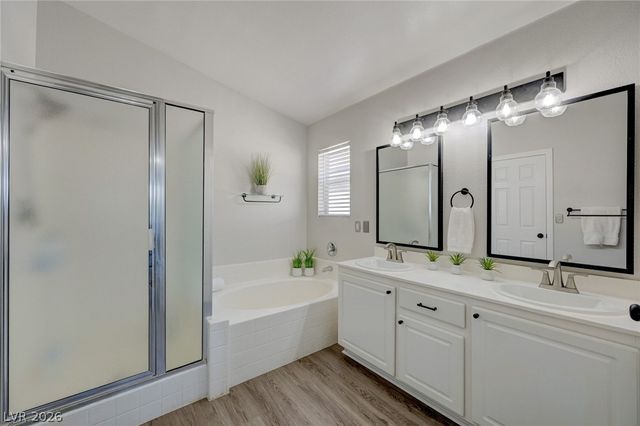 7494 Peaceful Brook Street, Las Vegas, NV 89131